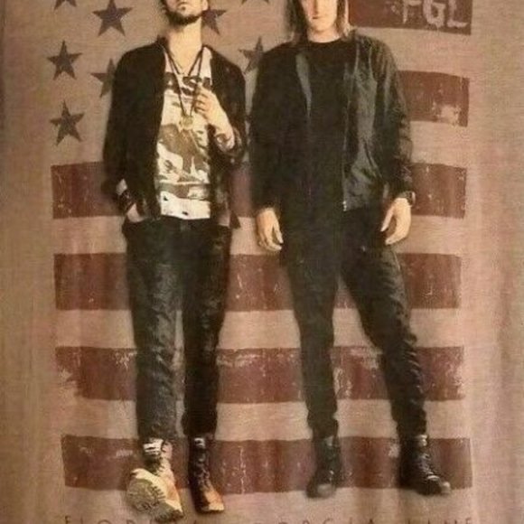 Florida Georgia Line Concert T Shirt FGL 2014 Tour Tee Country - Size S - Picture 1 of 4